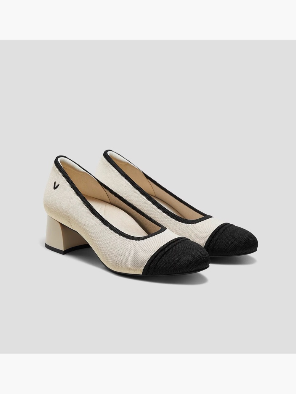 Vivaia Julie Pro Almond-Toe Chunky Heels - 39
